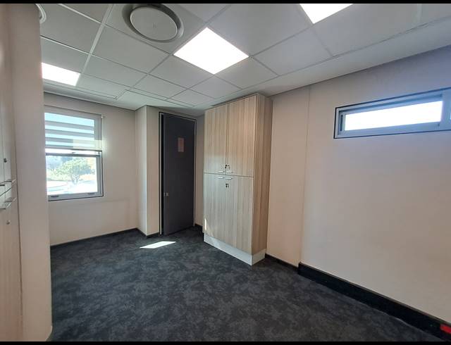 635M² OFFICE FOR SALE IN ILLOVO